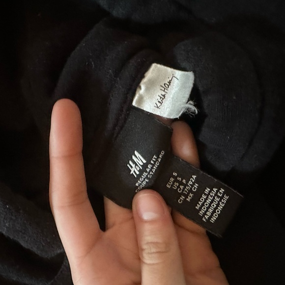 h&m keith sweater - Picture 4 of 4